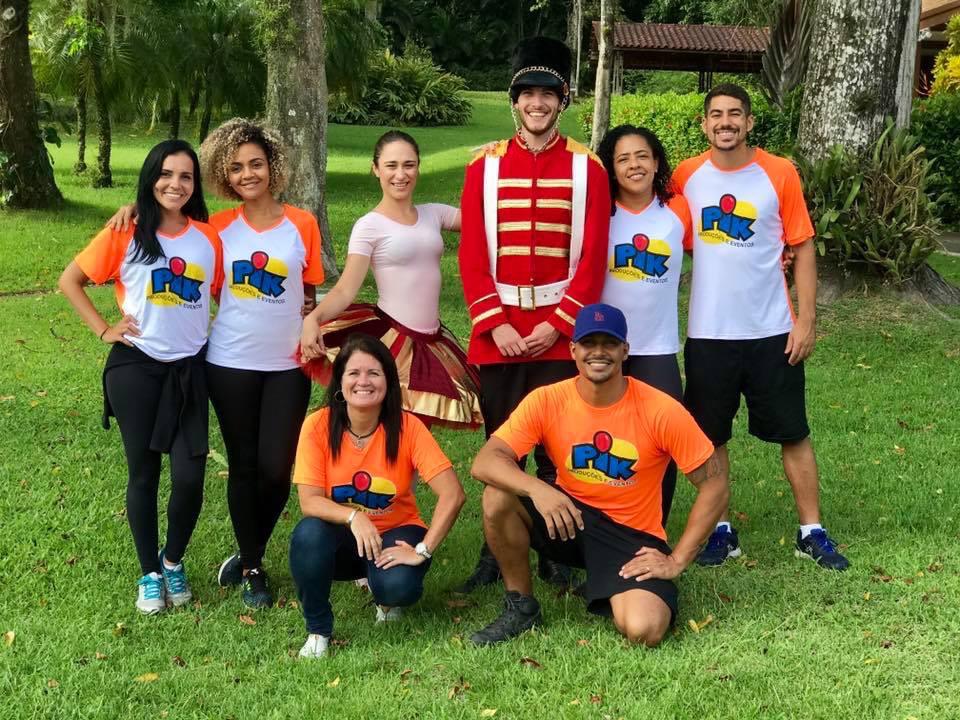 Maquiagem artística PIK Produções e Eventos